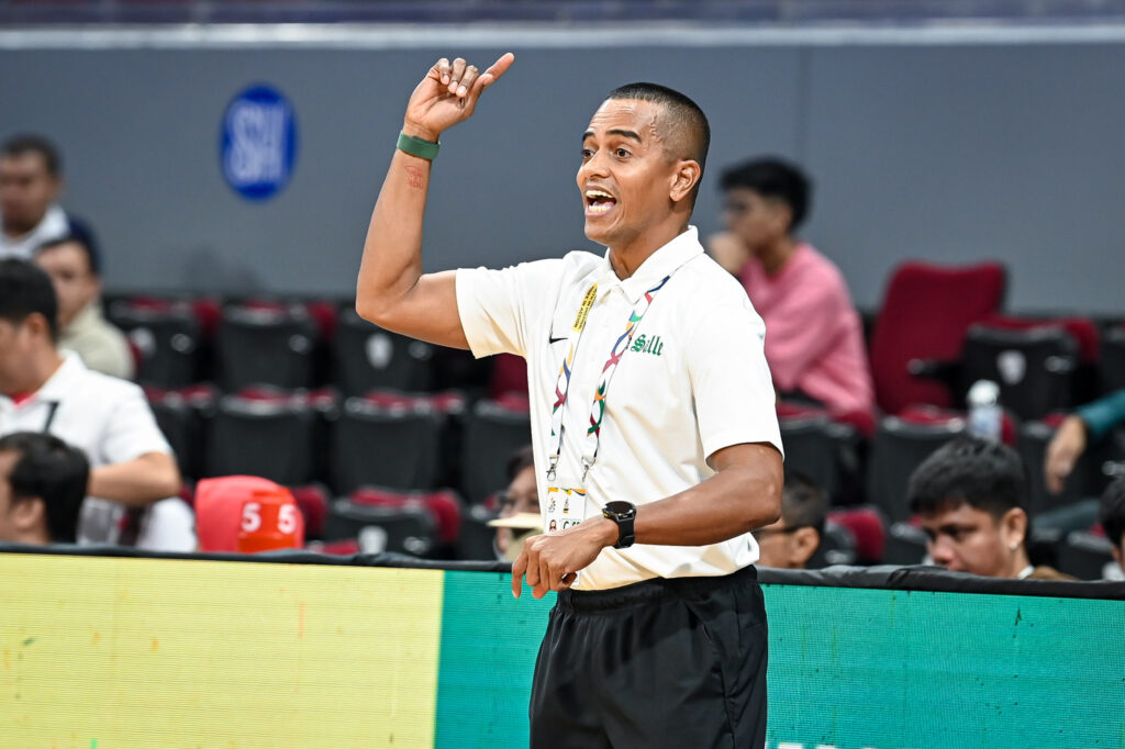 UAAP88 MBB COACH TOPEX ROBINSON 6771