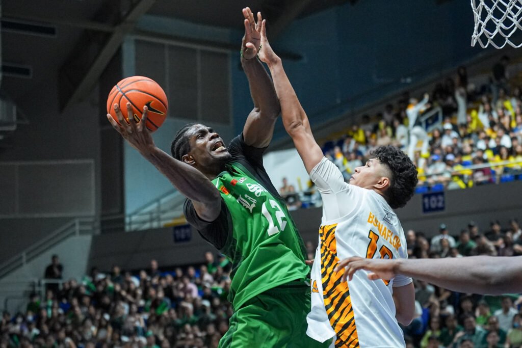 The Archers Found Their Turbo Button, Beat UST and Climb to Solo 3rd at 5-4 4 UAAP89 Men s Basketball UST vs DLSU AGUNANNE Henry 02083